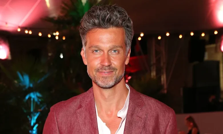 Wayne Carpendale und die Wahrheit um die Gerüchte um den Verlust seines Kindes Wayne Carpendale und die Wahrheit um die Gerüchte um den Verlust seines Kindes